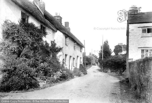 Photo of Chillington, Village 1904