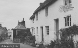 Village c.1950, Chillington