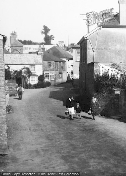 Photo of Chillington, Walking Through The Village 1935