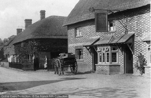 Photo of Chilton Foliat, The Village Inn 1908