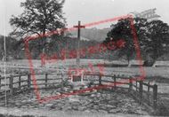 War Memorial 1927, Chilworth