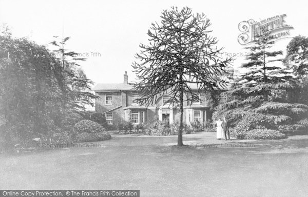 Photo of Chingford, Green, The Lodge c.1905