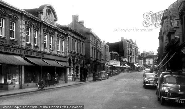 Photo of Chippenham, High Street c1960