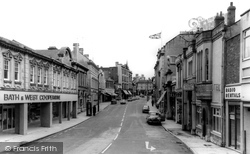 High Street c.1960, Chippenham