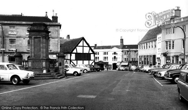 Photo of Chippenham, Memorial And Market Place c.1960