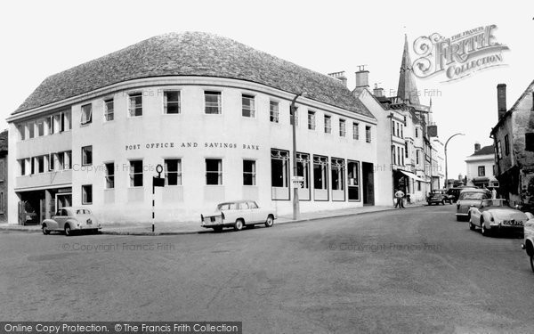 Photo of Chippenham, Post Office c.1960