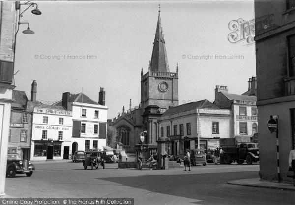 Photo of Chippenham, St Andrew's Church c.1950