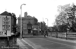 The Bridge And New Road c.1955, Chippenham