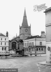 The Memorial And St Andrew's Church c.1960, Chippenham