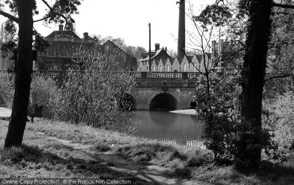 Photo of Chippenham, Town Bridge from the Island c1955