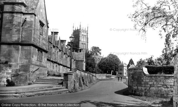 Photo of Chipping Campden, Almshouses and St James' Church c1960