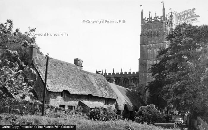 Photo of Chipping Campden, Church And Thatched Cottages c.1960