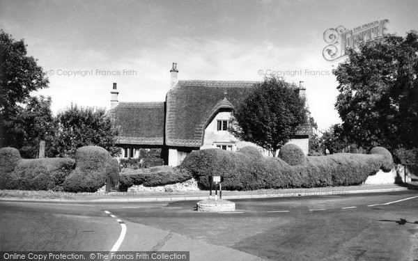 Photo of Chipping Campden, Pike Cottage c.1950
