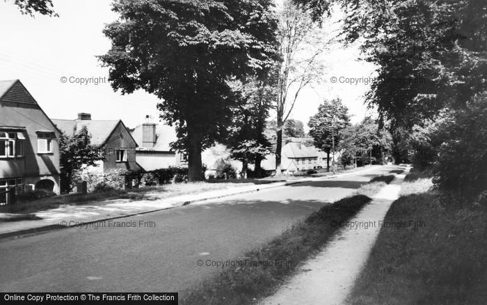 Photo of Chipping Norton, Over Norton Road c.1960