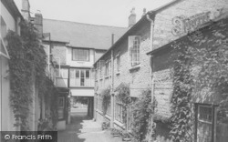 The Crown And Cushion Hotel c.1960, Chipping Norton