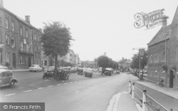 The White Hart And High Street c.1960, Chipping Norton