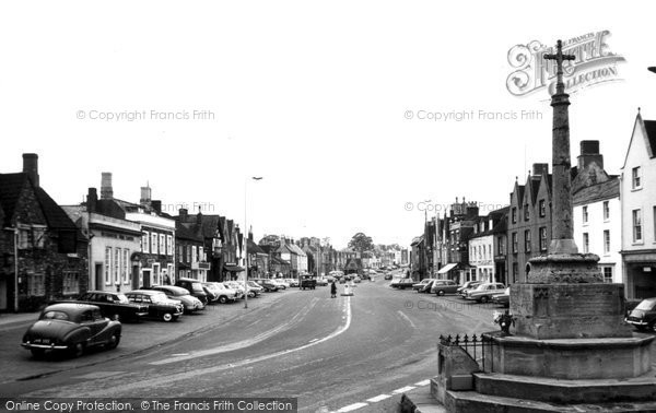 Photo of Chipping Sodbury, The Memorial c.1965
