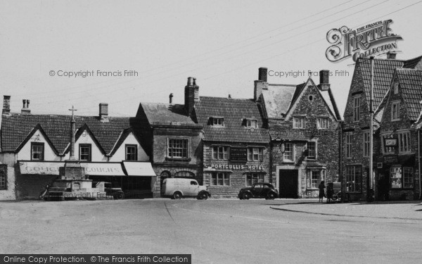 Photo of Chipping Sodbury, War Memorial And Portcullis Hotel c.1955