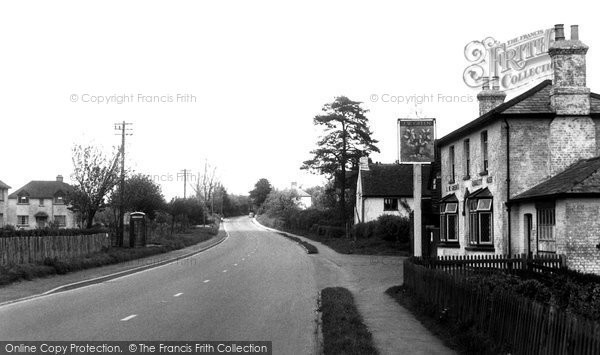 Photo of Chipping, The Village c.1955