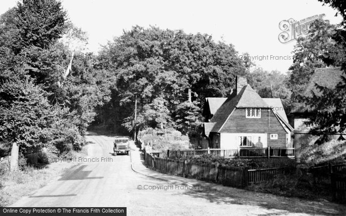 Photo of Chipstead, Ruffetts Cottages c.1955
