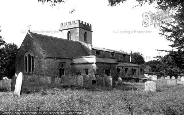 Photo of Chiseldon, Holy Cross Church c.1960
