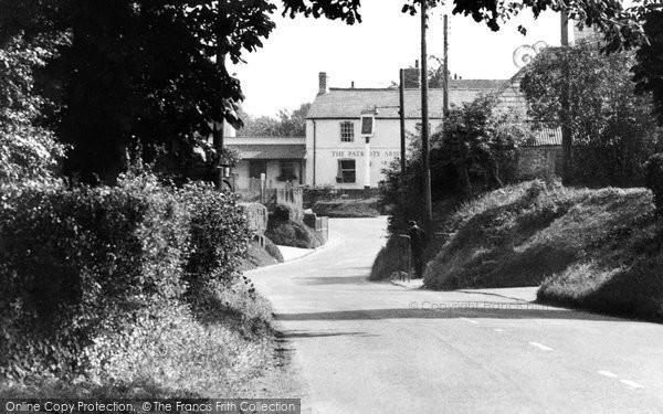 Photo of Chiseldon, The Patriots Arms c.1960