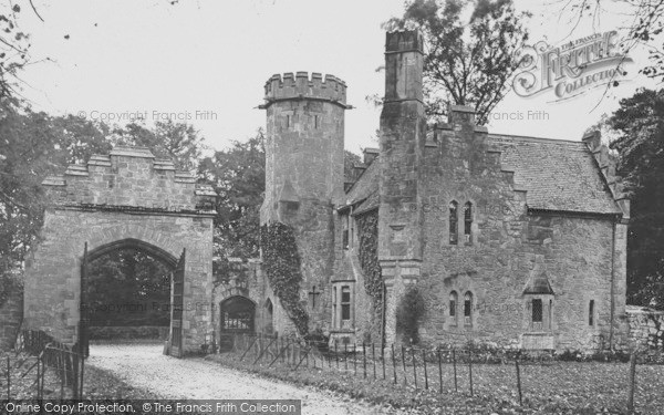 Photo of Cholmondeley, Beeston Lodge c.1940