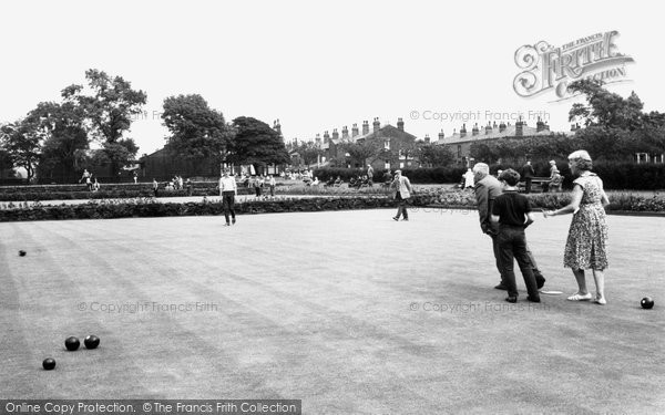 Photo of Chorley, Bowling Green, Coronation Gardens c.1965