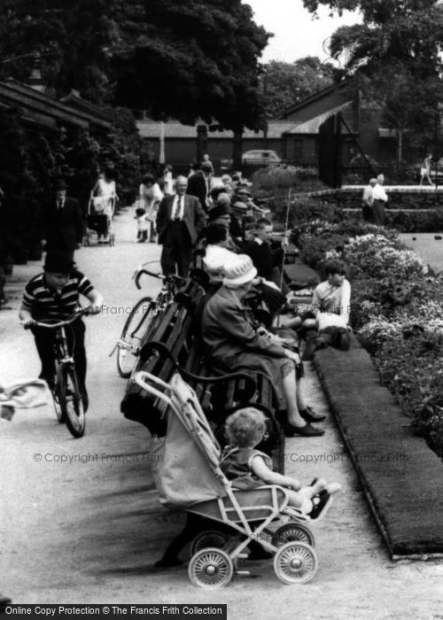 Photo of Chorley, Coronation Grounds, Watching The Bowling c.1965