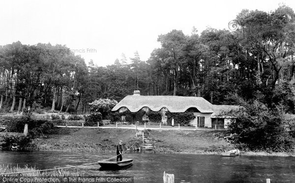 Photo of Christchurch, Blackwater Ferry 1900