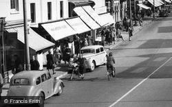 High Street, People c.1955, Christchurch