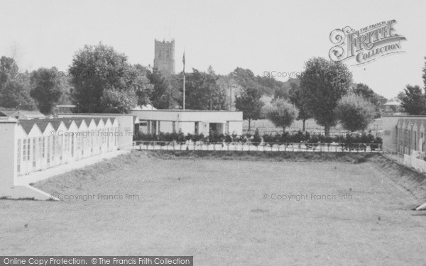 Photo of Christchurch, Putting Green, Wick Ferry Holiday Camp c.1955
