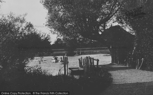 Photo of Christchurch, Wick Ferry 1903