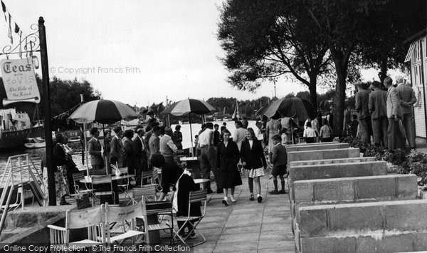 Photo of Christchurch, Wick Ferry c.1955