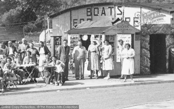 Photo of Christchurch, Wick Ferry Holiday Camp, People By The Kiosk c.1955