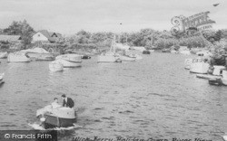 Wick Ferry Holiday Camp River View c.1955, Christchurch