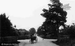 Cross Roads 1910, Church Crookham