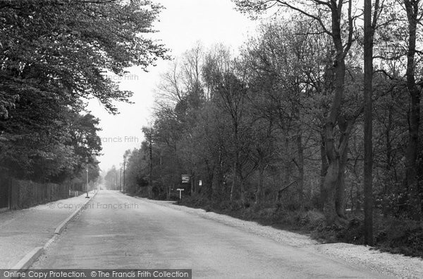 Photo of Church Crookham, Reading Road c.1955