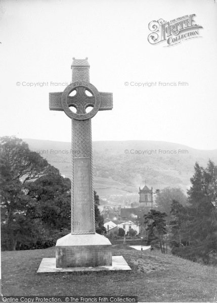 Photo of Church Stretton, The War Memorial c.1935
