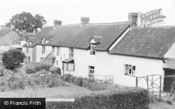 Old Cottages c.1955, Churchill