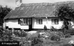 Thatched Cottages c.1965, Churchtown