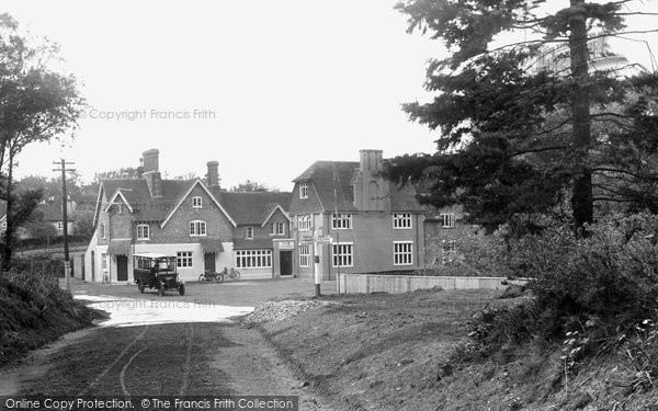 Photo of Churt, Pride of the Valley Hotel 1924