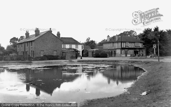 Photo of Cippenham, The Pond 1950