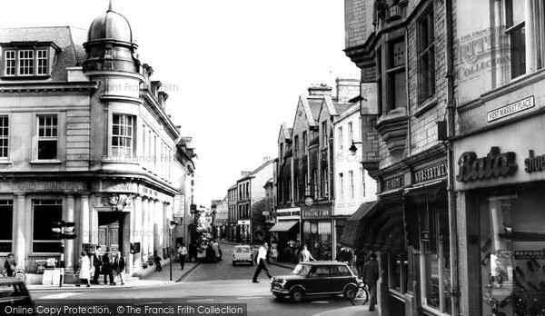 Photo of Cirencester, Cricklade Street c.1960