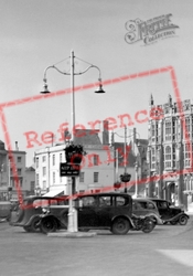 Street Lamp, Market Place c.1955, Cirencester