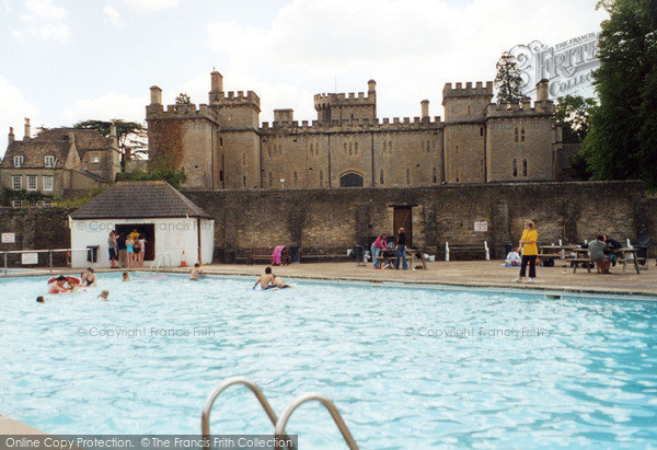Photo of Cirencester, Swimming Pool 2004