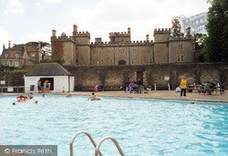 Swimming Pool 2004, Cirencester