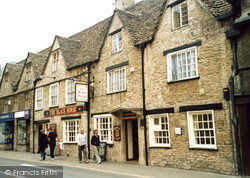 The Black Horse Sign 2004, Cirencester