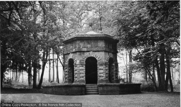 Photo of Cirencester, The Hexagon, Bathurst Park c.1955