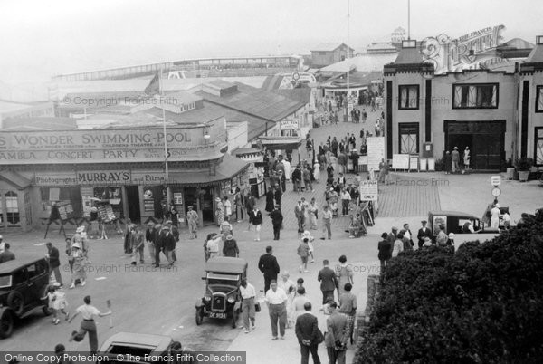 Photo of Clacton On Sea, Central Promenade c.1947